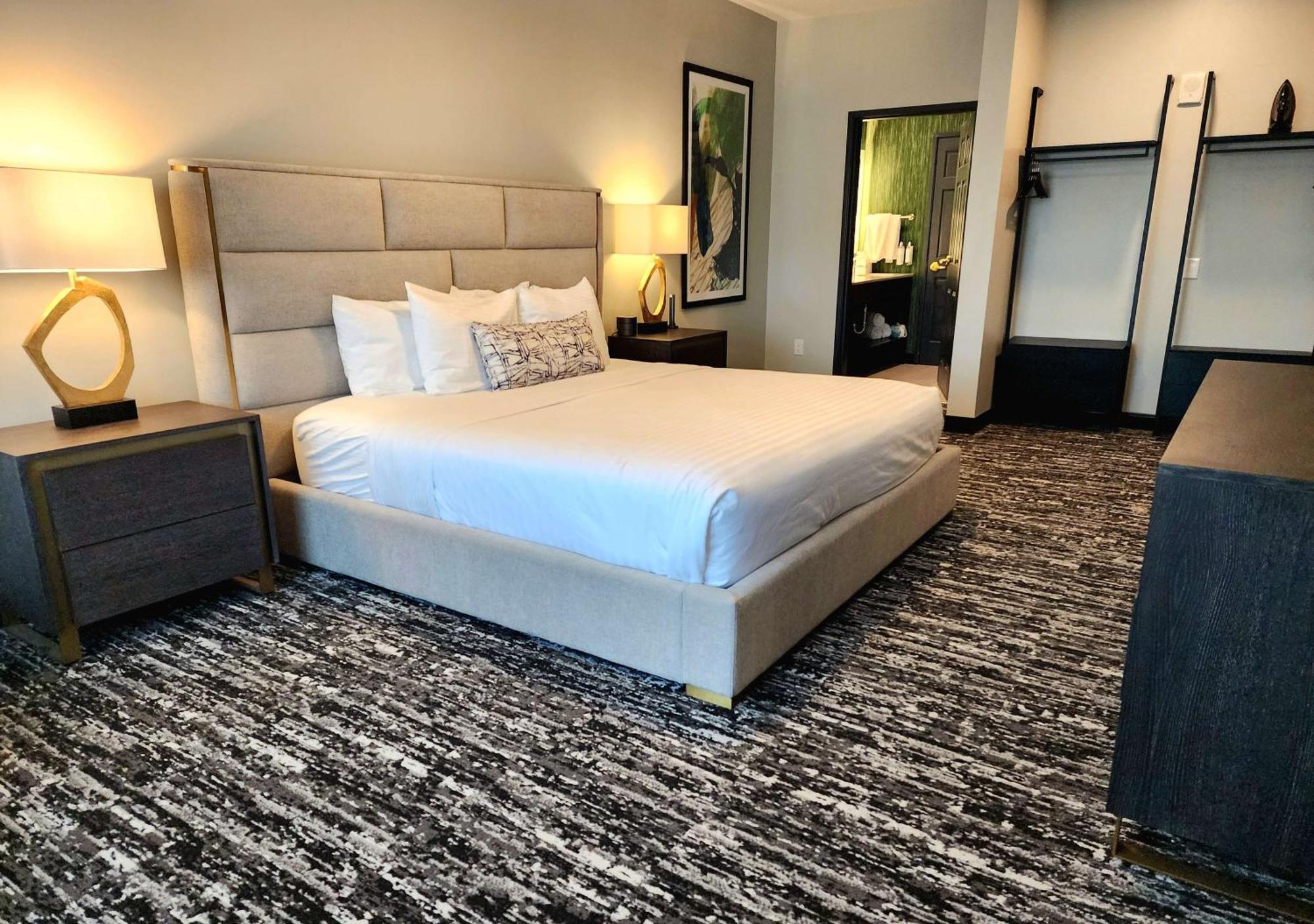 Best Western Plus Sunset Suites Riverwalk San Antonio Exterior foto